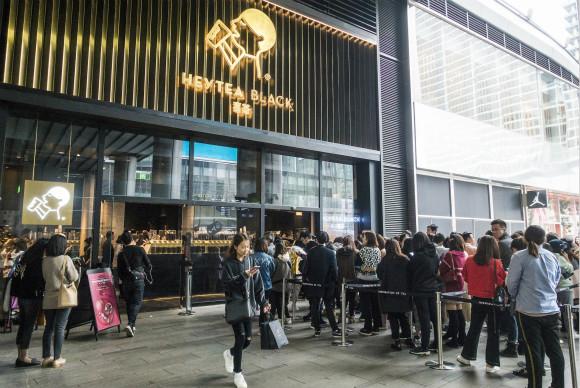 「深度」網紅店爆發，山寨店緊隨其后，誰該背這個鍋？