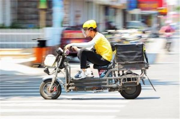 公益訴訟督促關停整改污染企業23家，“護住”33處河道