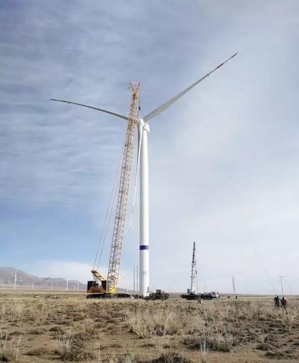 國內單體容量最大風電項目完成吊裝，采用多項領先技術